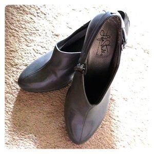 Life Stride heel booties gray side zip 9M